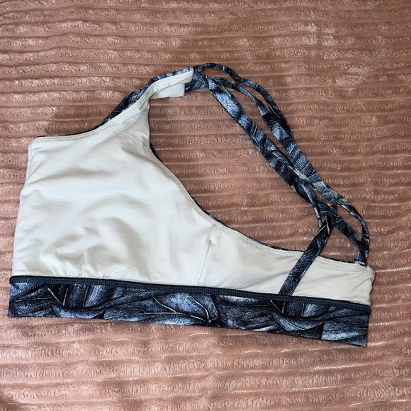 Lululemon Energy Bra (Nulux) Mini Concrete Jungle Alpine White Multi size 8 EUC. - Picture 15 of 15